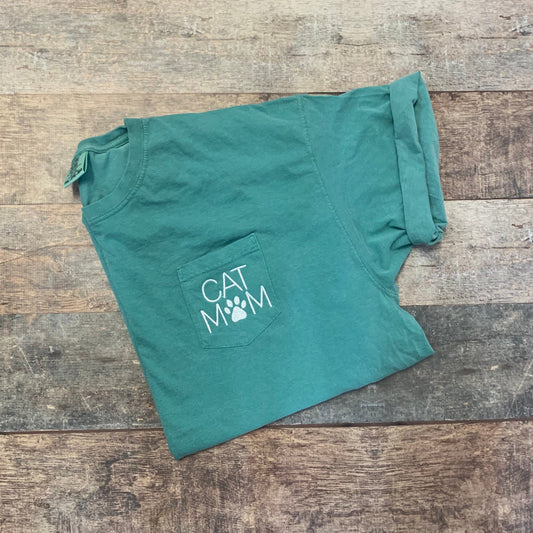 Cat Mom Comfort Color Pocket T-shirt