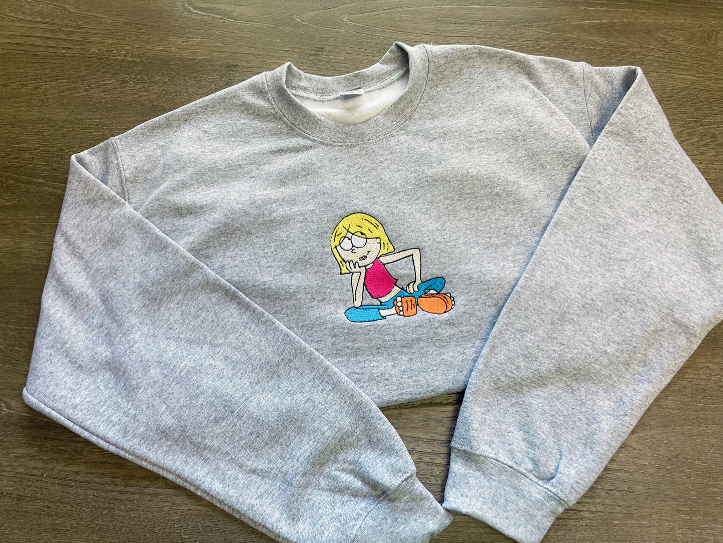 Lizzie McGuire Embroidered Shirt/Sweatshirt