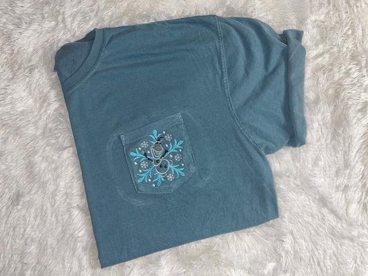 Olaf Snowflake Comfort Color Pocket T-shirt
